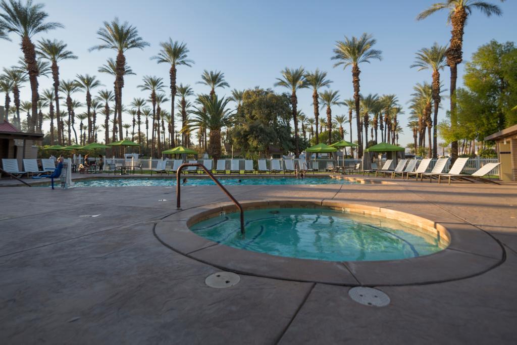 Palm Springs Camping Resort Cabin 3 Palm Desert Luaran gambar